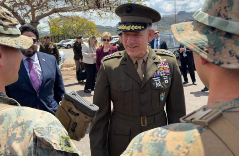 El Visita del General Francis Donovan a Caracas: Implicaciones y Reuniones Clave